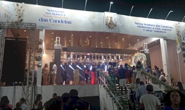 Político? Política Ofusca Tradição no Nono Dia do Novenário