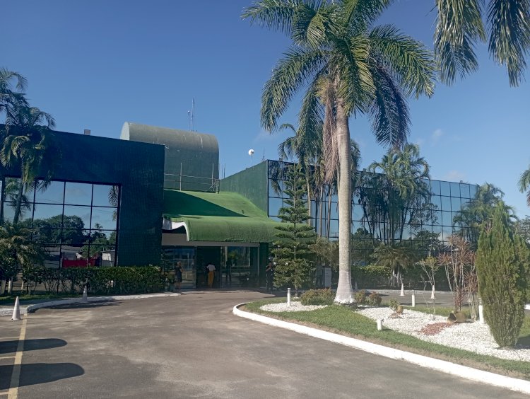 Prefeito de Candeias concede 3%